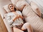 EmieFlower -  Hello! Join my wonderland if you wanna discover your fantasies and find some new ones.