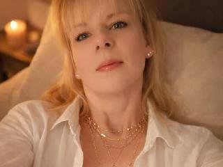 fetish, genital piercing, pee, oral sex, outdoor, porn, swallowing, toys, swinger, live dates